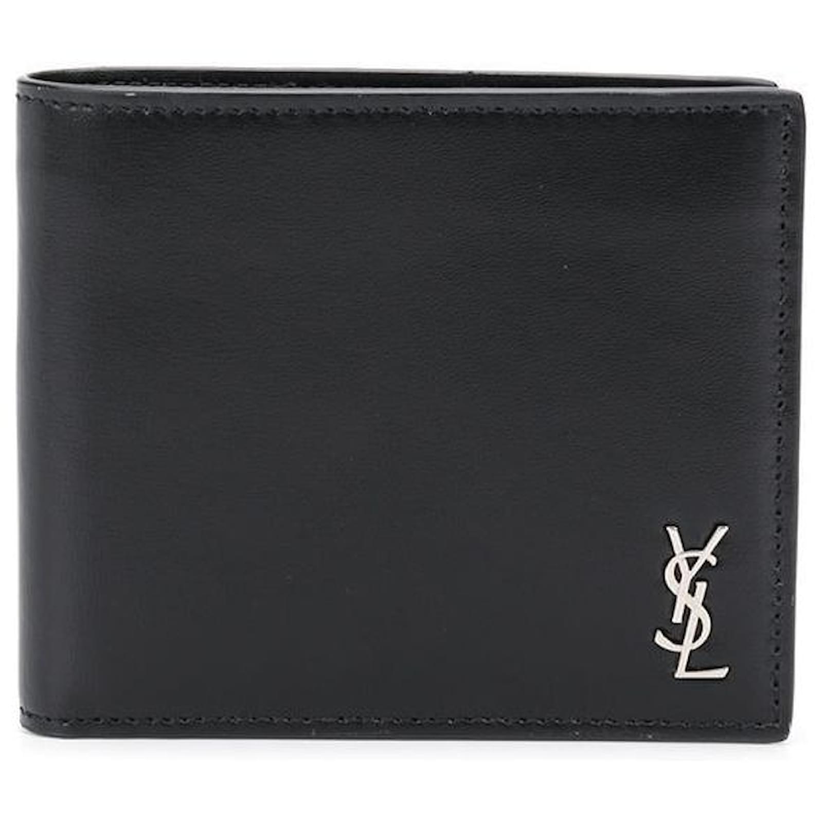 Saint Laurent Portefeuille Pliant Plaque Logo Black Leather Ref