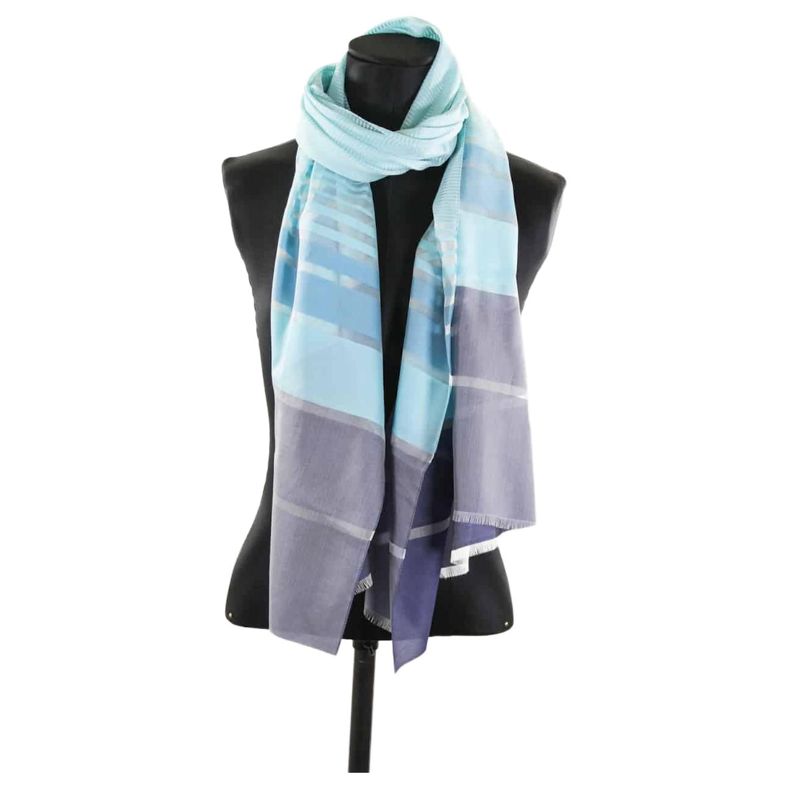 Foulard Lancel Soie Bleu Ref 643889 Joli Closet