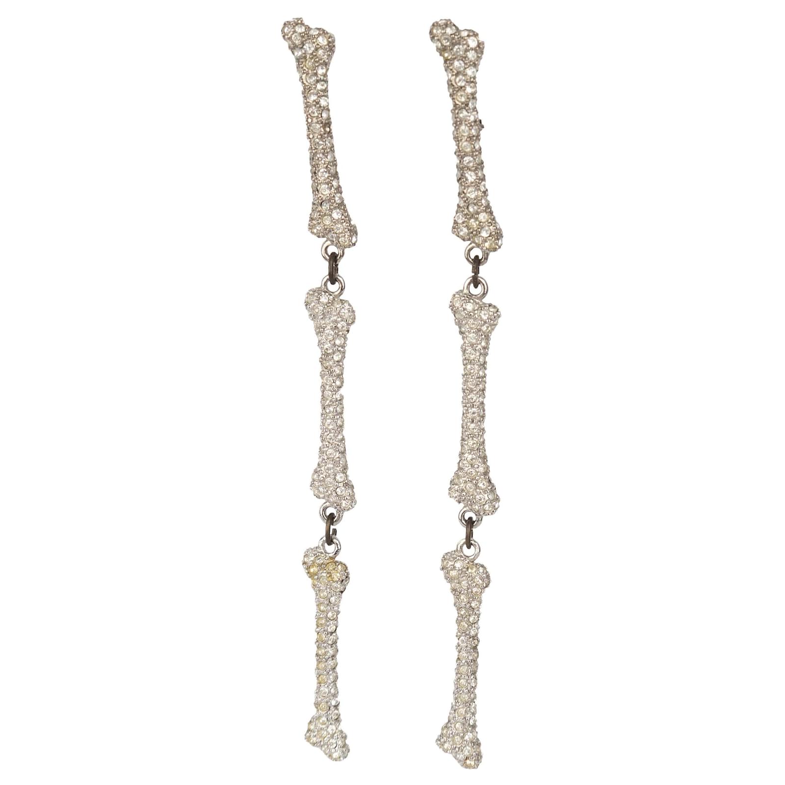 Vivienne Westwood Boucles d oreilles longues en argent Faustine Argenté