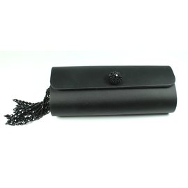 Pochette da sera in satin nero Glorinha Paranaguá
