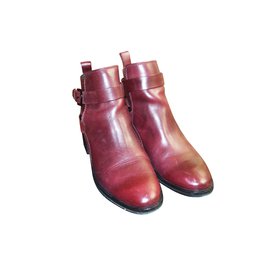 Stivaletti Alexander McQueen in pelle rosso scuro