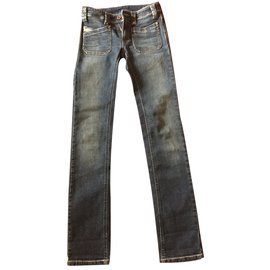 Vaqueros Diesel Keate en denim azul