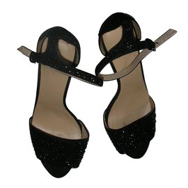 Zara Sandalen aus schwarzem Wildleder mit Kristallen 11.5cm