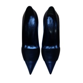 Céline Absatzschuhe aus blauem Leder mit spitzer Kappe