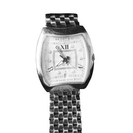 Autre Marque Stahl Uhr Tonneau Form Weißes Guilloche Zifferblatt Diamanten