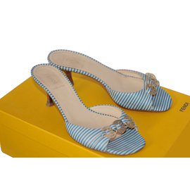 Fendi gestreifte Mules in Blau Weiß aus Baumwolle