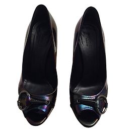 Décolleté Gucci Multifloyd in vernice con dettaglio Horsbit