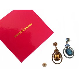 Orecchini chandelier Butler & Wilson cristalli Swarovski blu - Autre Marque