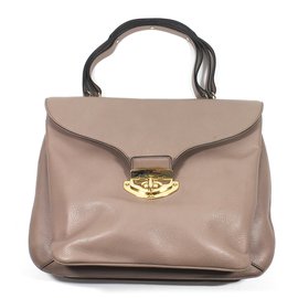 Sac à main Valentino Garavani en cuir taupe