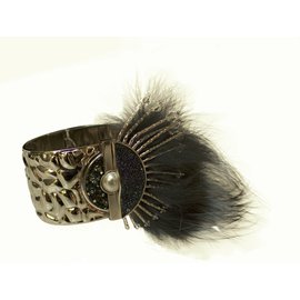Fendi Silberarmband mit blauem und schwarzem Fuchspelz