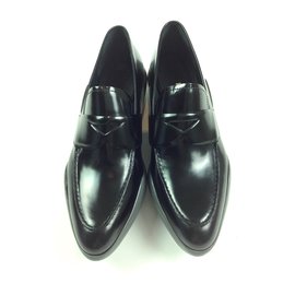 Prada Ballerinas aus Leder Schwarz Größe 40