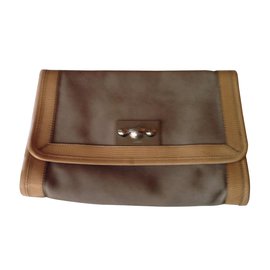 Pochette Chloé in pelle beige