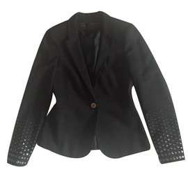 Zara Jacke mit Nieten an den Ärmeln schwarz