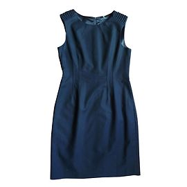 Vestido de algodón negro Elie Tahari con detalles trenzados