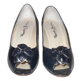 Décolleté Russell & Bromley in pelle blu con punta aperta e fiore