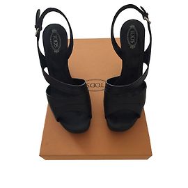 Sandali Tod's in pelle nera