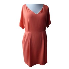 Kleid aus Viskose in Koralle von Pablo De Gerard Darel