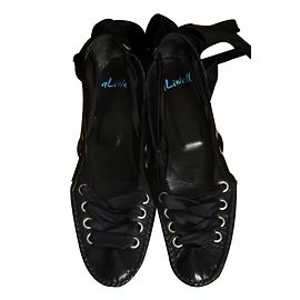 Autre Marque ALIWELL Ballerinas aus schwarzem Leder mit Band