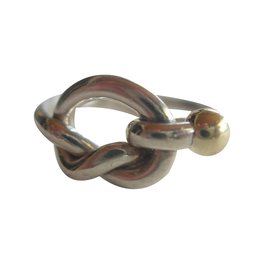 Anello Tiffany & Co Love Knot in argento e oro giallo 18k