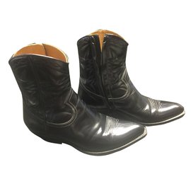 Bottines Yves Saint Laurent en cuir noir 39