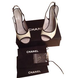 Chanel Blaue Lack Pumps Größe 39