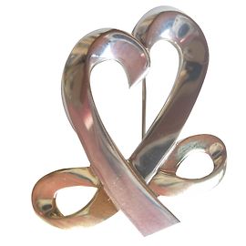 Spilla Tiffany & Co Loving Heart in argento e oro giallo