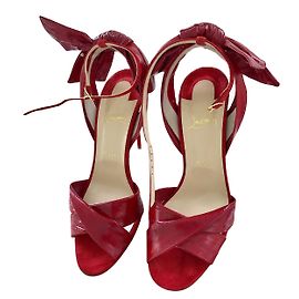 Sandálias Christian Louboutin Marylineska em couro de enguia vermelho