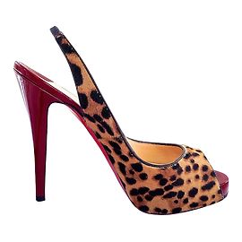 Christian Louboutin N° Privé Décolleté Aperte Leopardate in Pelle