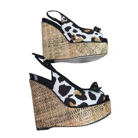 Sandali Christian Dior con Plateau Motivo Leopardo Vernice Nera
