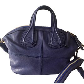 Borsa Givenchy Nightingale Micro Blu in Pelle