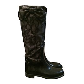 Stivali Valentino in pelle d'agnello nera e pizzo
