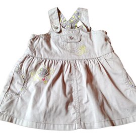 Sommerkleid aus Baumwolle in Taupe mit Knöpfen und Taschen - Autre Marque