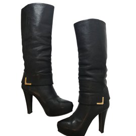 Botas Louis Vuitton de piel negra 37.5