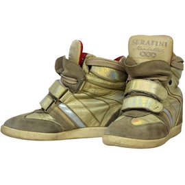 Zapatillas Serafini Manhattan Metal Doradas de Cuero