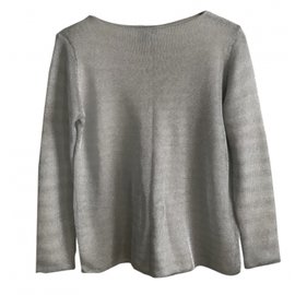 Escada Sport Silver top en perfecto estado.