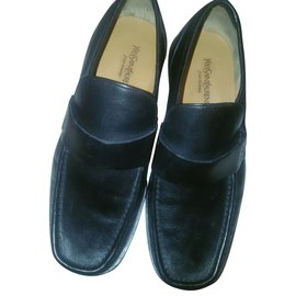 Yves Saint Laurent Schwarze Leder Herrenschuhe