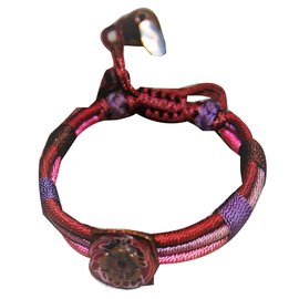 Bracciale Satellite in cotone e resina rosso scuro