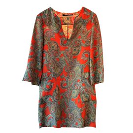 Vestido de seda Zara Naranja