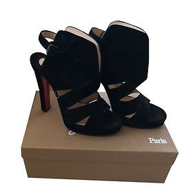 Sandali Christian Louboutin in nabuk nero