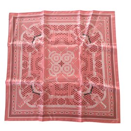 Hermès Seidentuch Square Spur Rosa