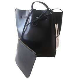 Borsa a secchiello Mansur Gavriel GM nera in pelle