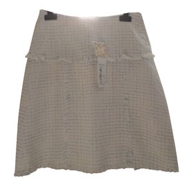 Falda con botones laterales y detalles de flecos - Autre Marque