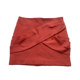 Falda corta Maje coral