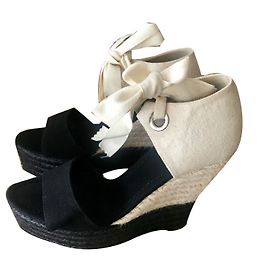 Sandali con zeppa Castaner bicolore blu e crema