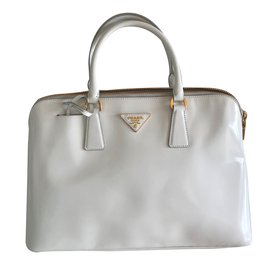 Borsa Prada Bauletto Bianca in Vernice