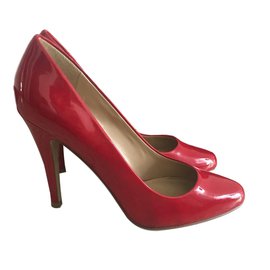 Tacones Aldo Rojos de Charol 38