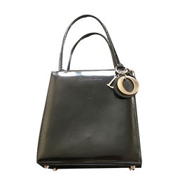 Borsa Dior in pelle nera con dettagli argento