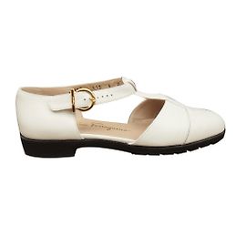 Sandalias Salvatore Ferragamo de piel granulada blanca