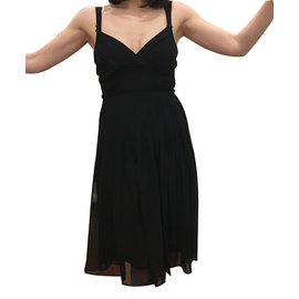 Les Petites Schwarzes Plissee Abendkleid