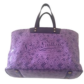 Louis Vuitton Edizione limitata GM maiuscola